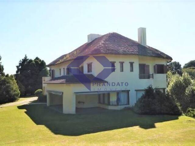 Sobrado para Venda em Campos do Jordão - 4