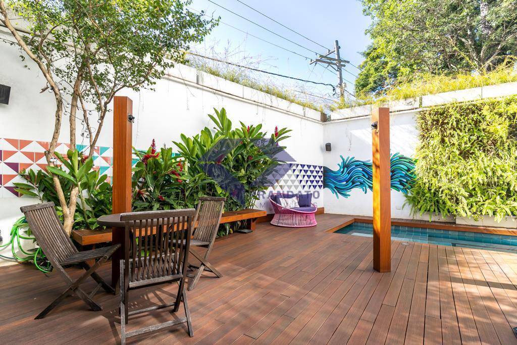 Casa de Condomínio à venda e aluguel com 4 quartos, 550m² - Foto 4