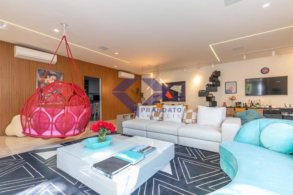 Casa de Condomínio à venda e aluguel com 4 quartos, 550m² - Foto 3