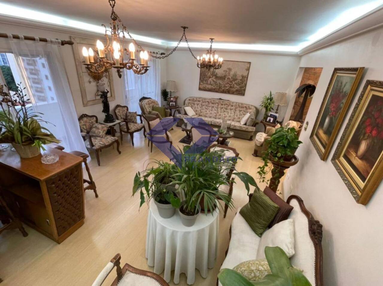 Apartamento, 4 quartos, 180 m² - Foto 1