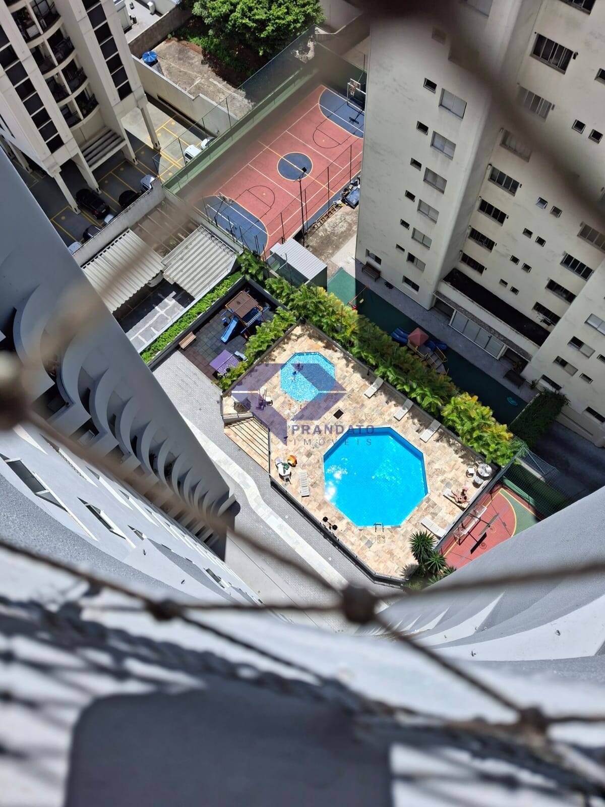 Apartamento à venda com 2 quartos, 83m² - Foto 20