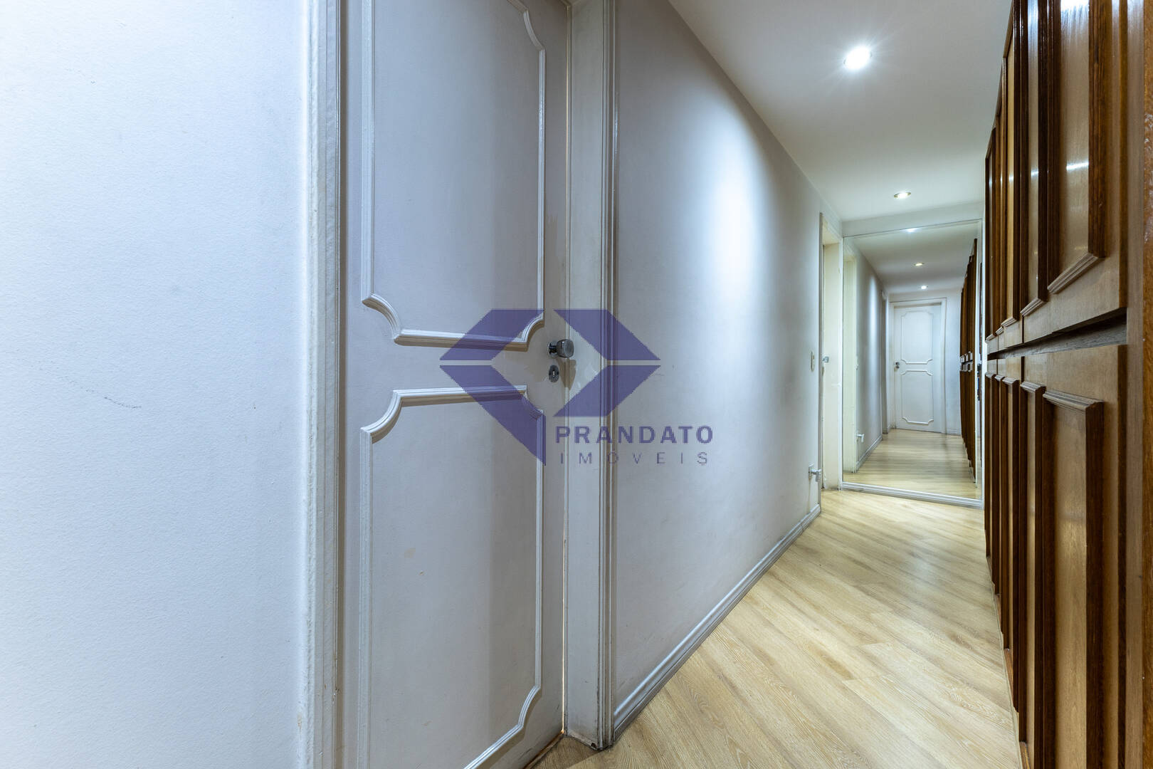 Apartamento à venda com 3 quartos, 120m² - Foto 19