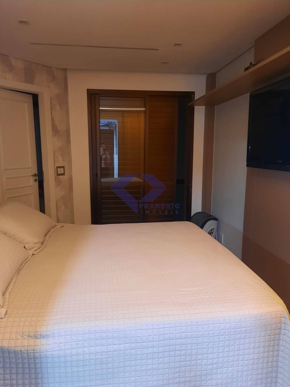Apartamento à venda com 3 quartos, 121m² - Foto 12