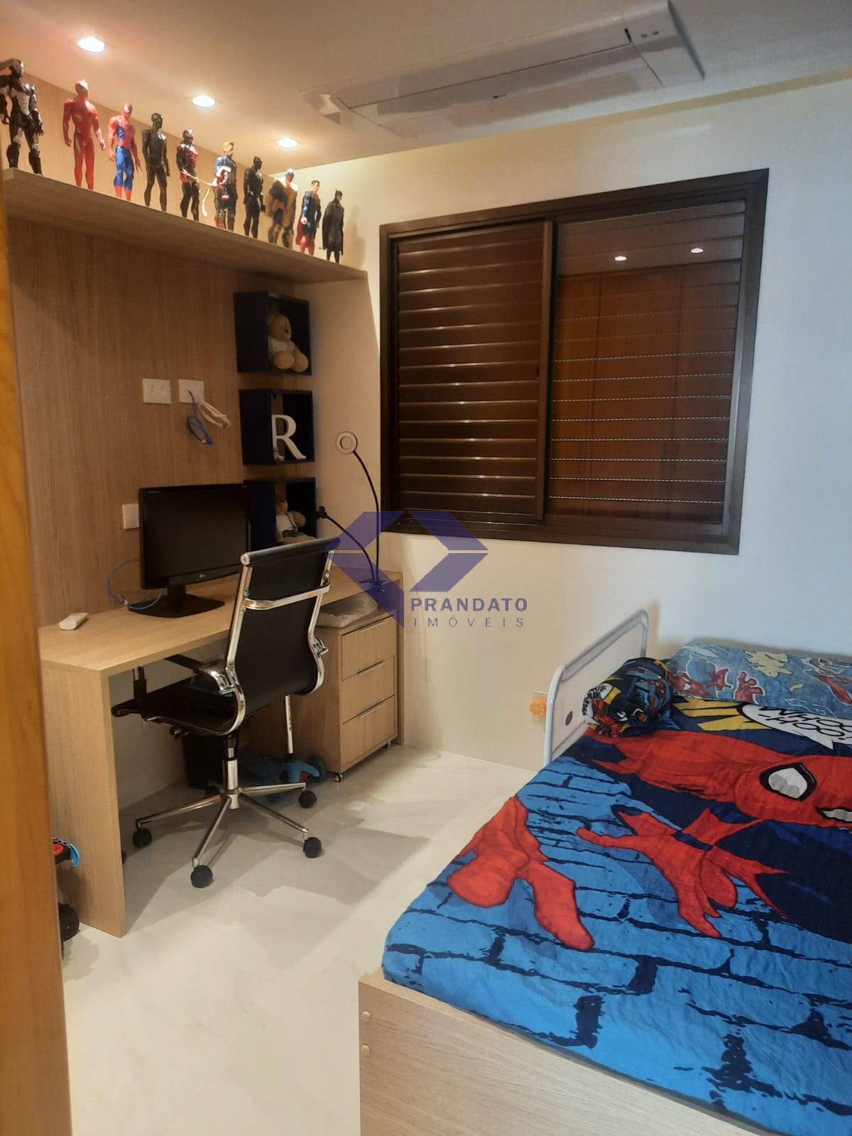 Apartamento à venda com 3 quartos, 121m² - Foto 16