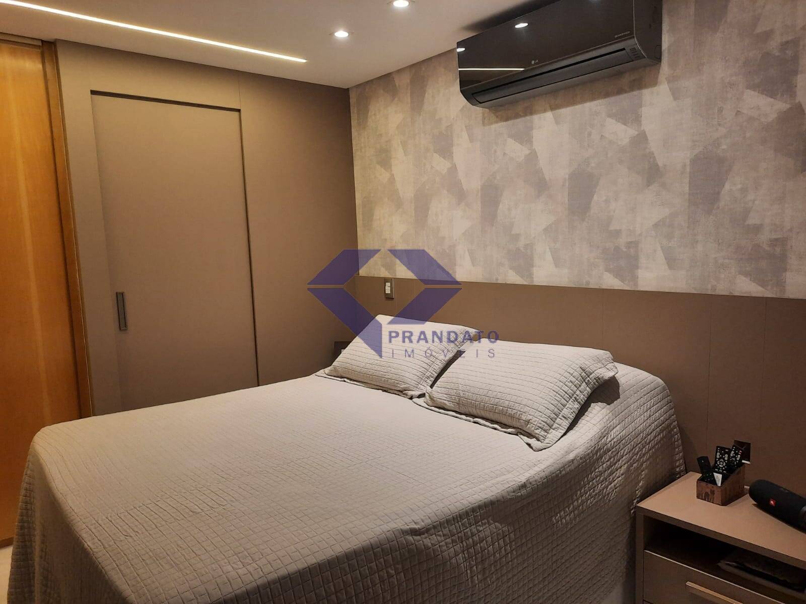 Apartamento à venda com 3 quartos, 121m² - Foto 11