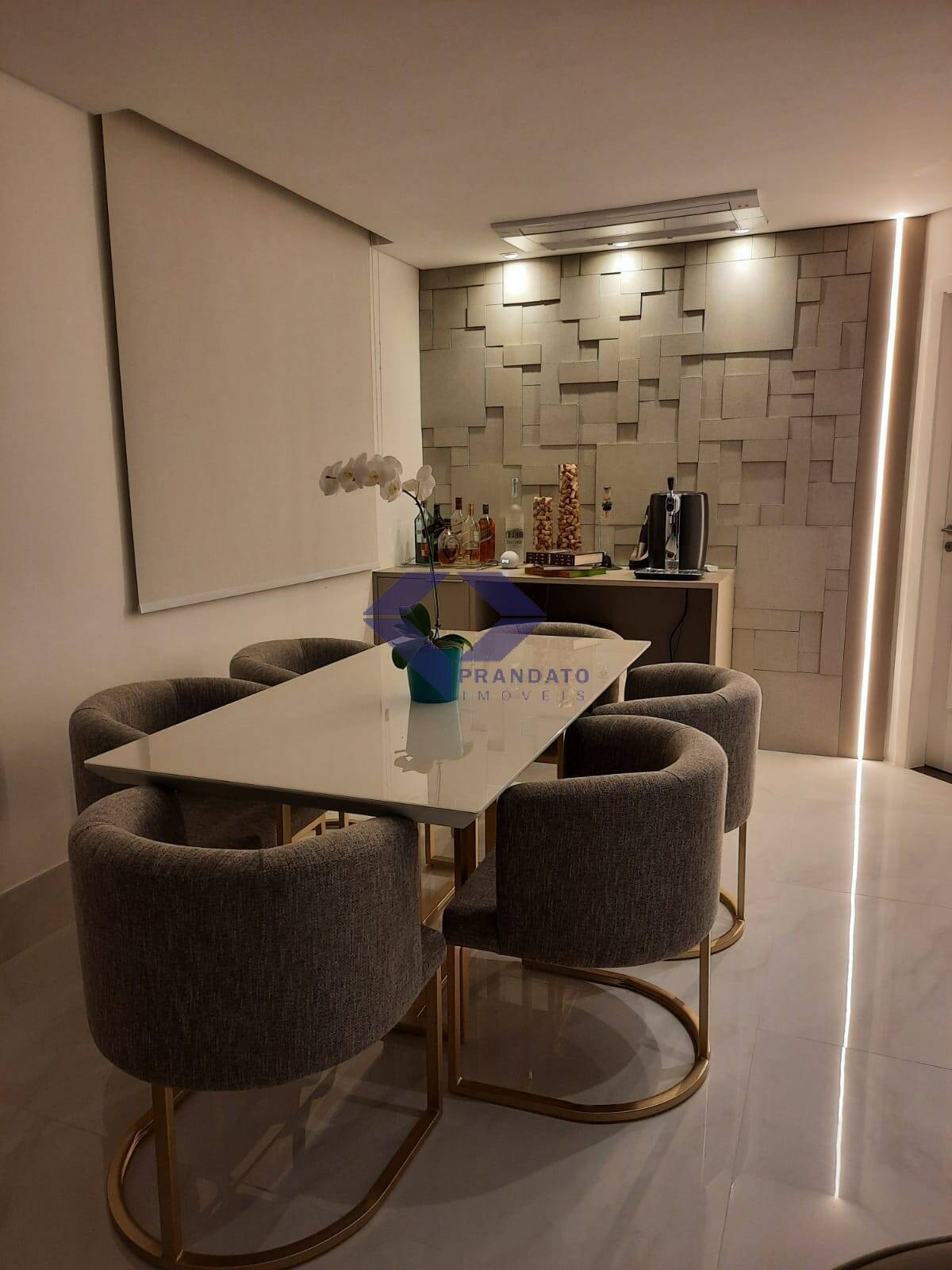 Apartamento à venda com 3 quartos, 121m² - Foto 8