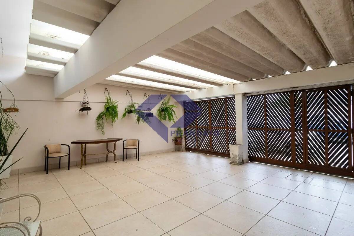Casa, 4 quartos, 200 m² - Foto 22