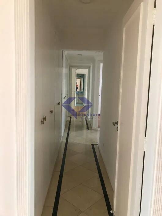 Apartamento para alugar com 3 quartos, 141m² - Foto 7