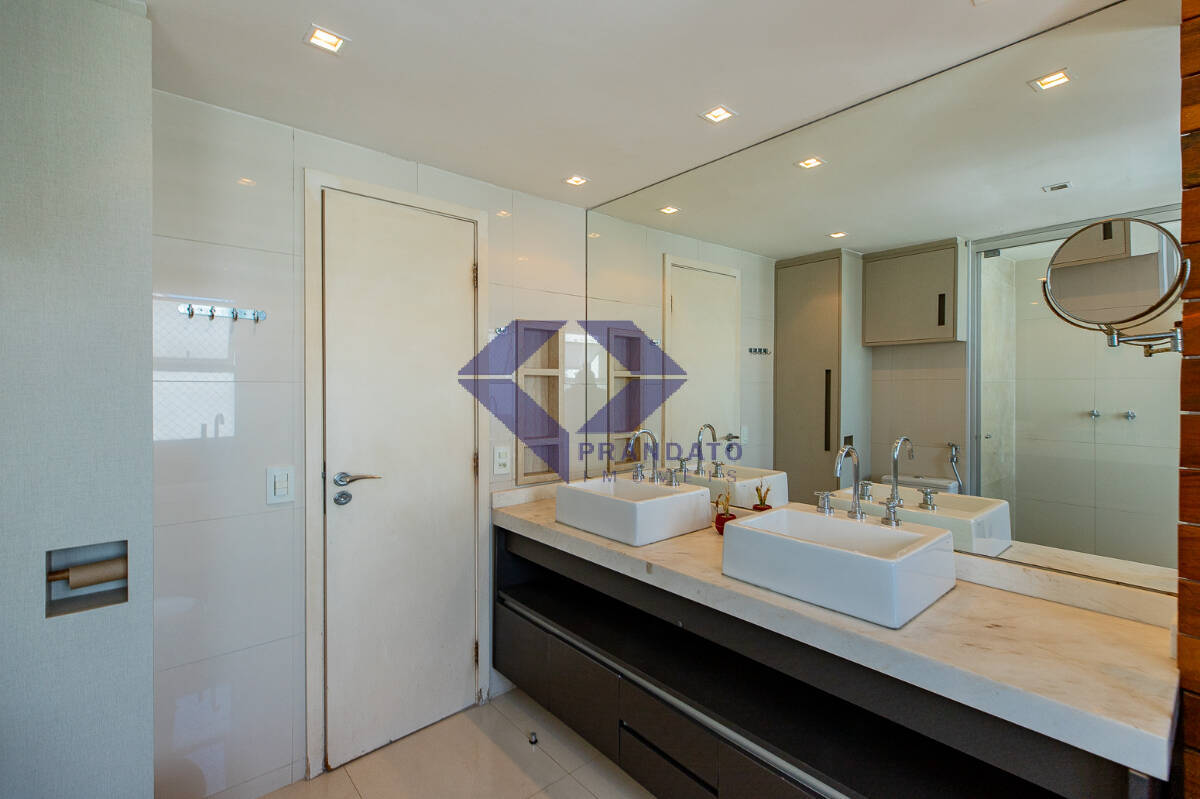 Apartamento à venda com 3 quartos, 194m² - Foto 25