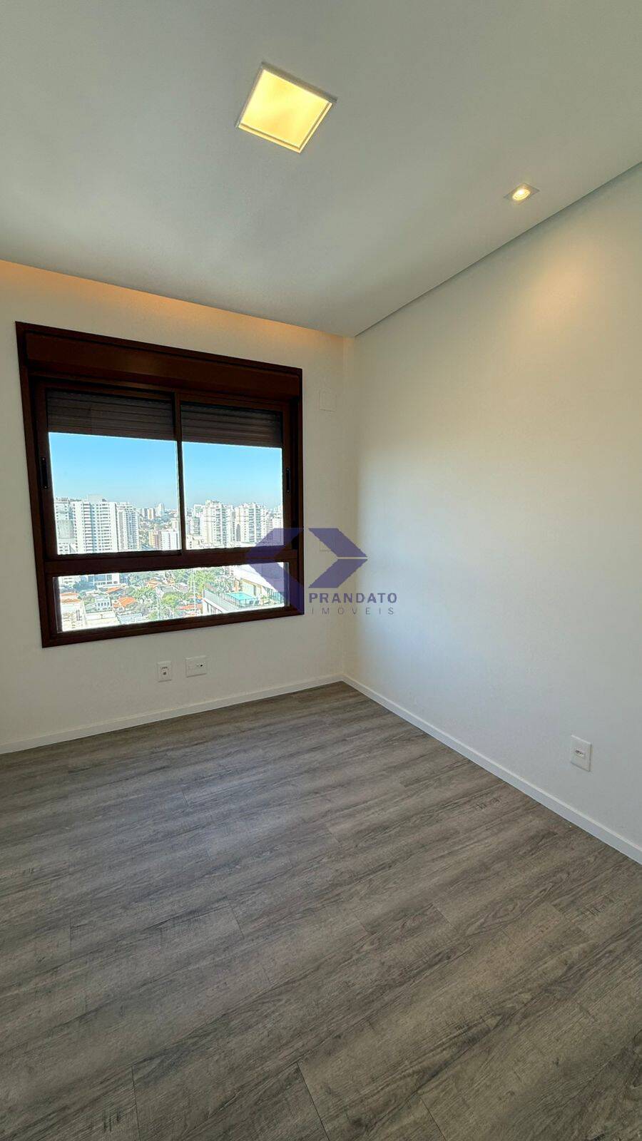 Apartamento à venda com 2 quartos, 110m² - Foto 13