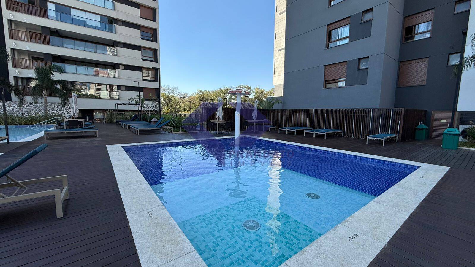 Apartamento à venda com 2 quartos, 110m² - Foto 19