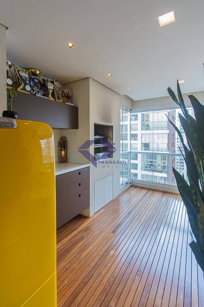 Apartamento, 3 quartos, 233 m² - Foto 4