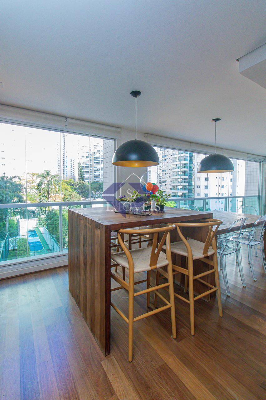 Apartamento, 3 quartos, 161 m² - Foto 2