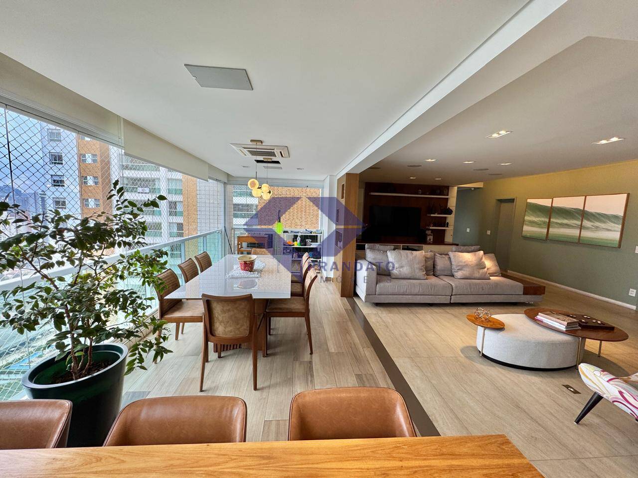 Apartamento, 3 quartos, 194 m² - Foto 2