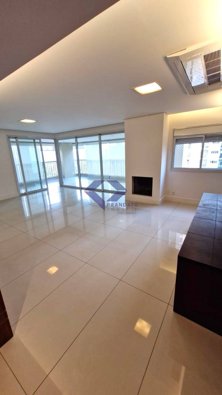 Apartamento, 4 quartos, 234 m² - Foto 1