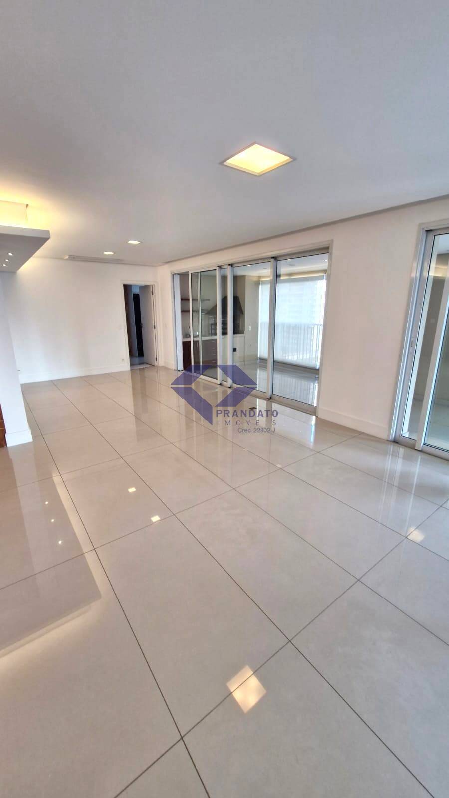 Apartamento, 4 quartos, 234 m² - Foto 4