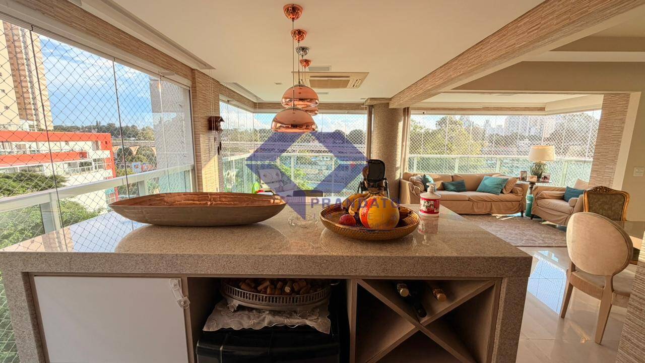 Apartamento, 3 quartos, 185 m² - Foto 1